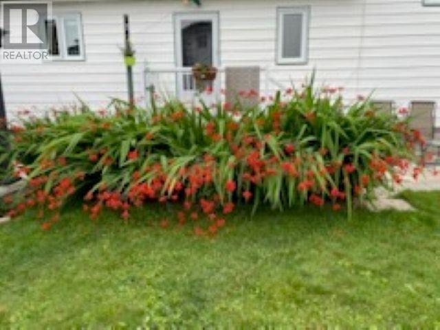 54 Magpie Rd, Wawa, Ontario  P0S 1K0 - Photo 9 - SM251041