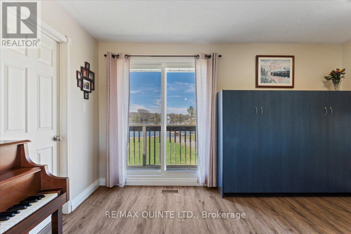 321 Rosebush Road, Quinte West, Ontario  K0K 3E0 - Photo 8 - X12138163