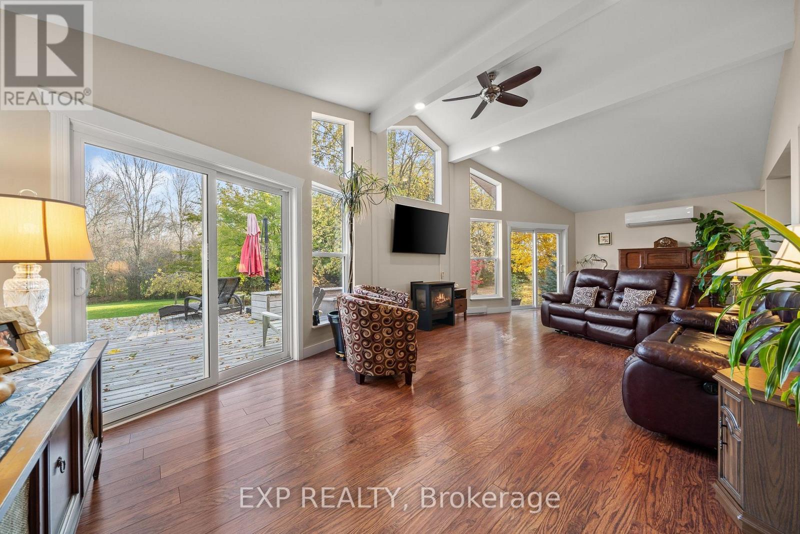 17682 Loyalist Parkway, Prince Edward County, Ontario  K0K 3L0 - Photo 15 - X12138181