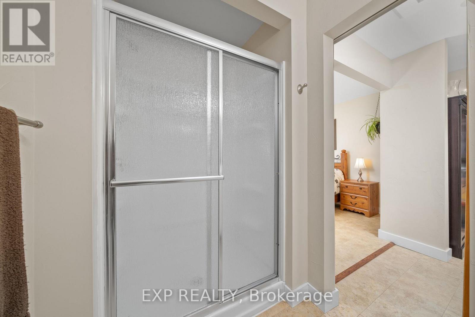 17682 Loyalist Parkway, Prince Edward County, Ontario  K0K 3L0 - Photo 24 - X12138181