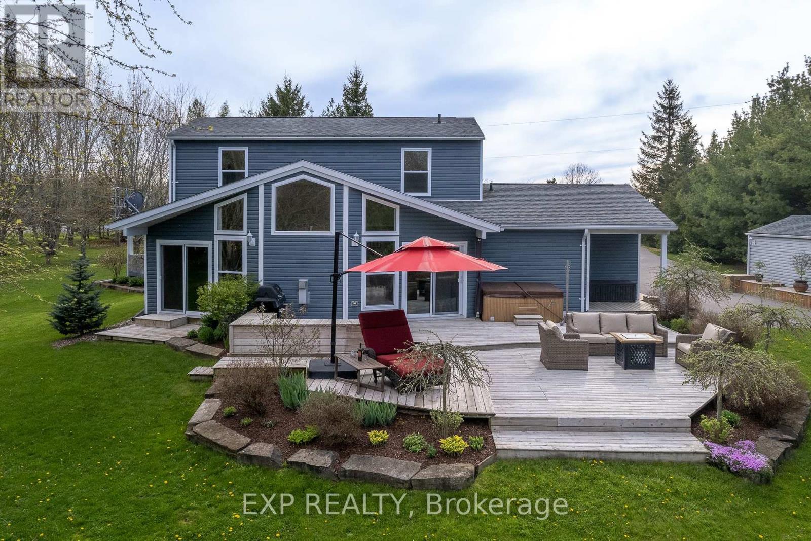 17682 Loyalist Parkway, Prince Edward County, Ontario  K0K 3L0 - Photo 34 - X12138181