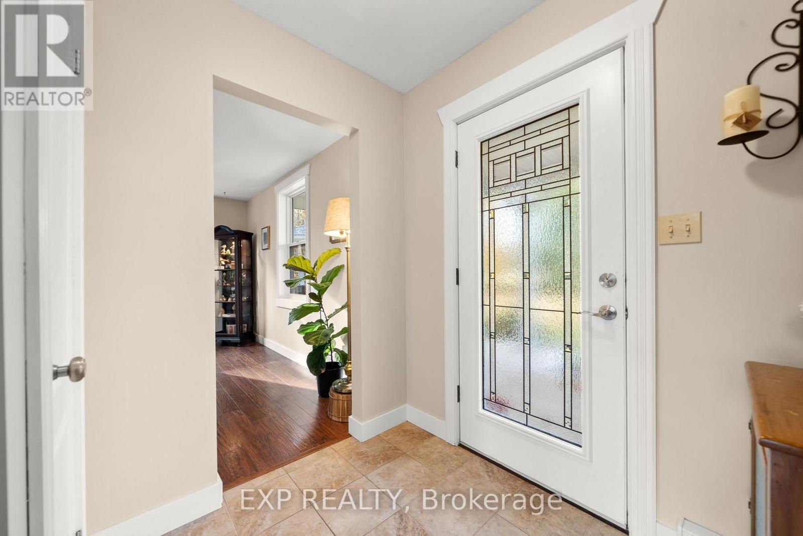 17682 Loyalist Parkway, Prince Edward County, Ontario  K0K 3L0 - Photo 5 - X12138181