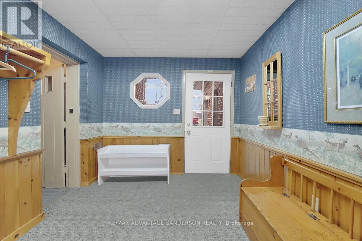 1313 Byron Baseline Road W, London South, Ontario  N6K 2E4 - Photo 34 - X12138200