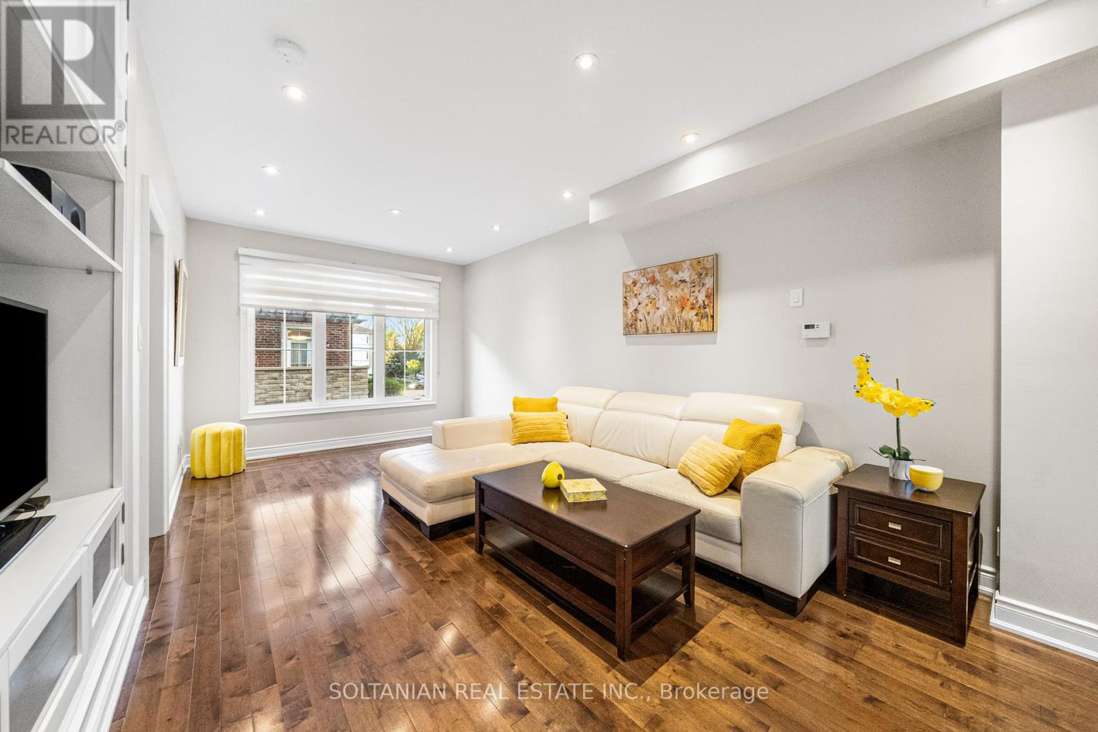 Property at 11 SLINGSBY LANE image 2