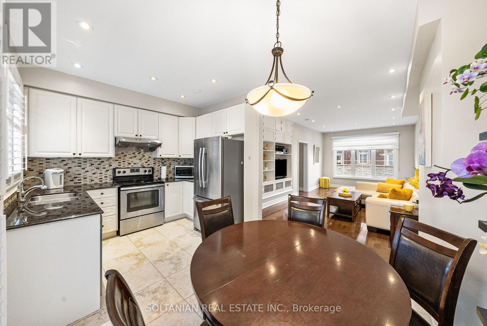 Property at 11 SLINGSBY LANE image 5