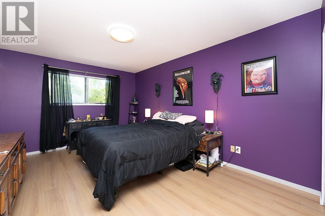 7445 Willard Street, Burnaby, British Columbia  V3N 2W2 - Photo 12 - R2999616