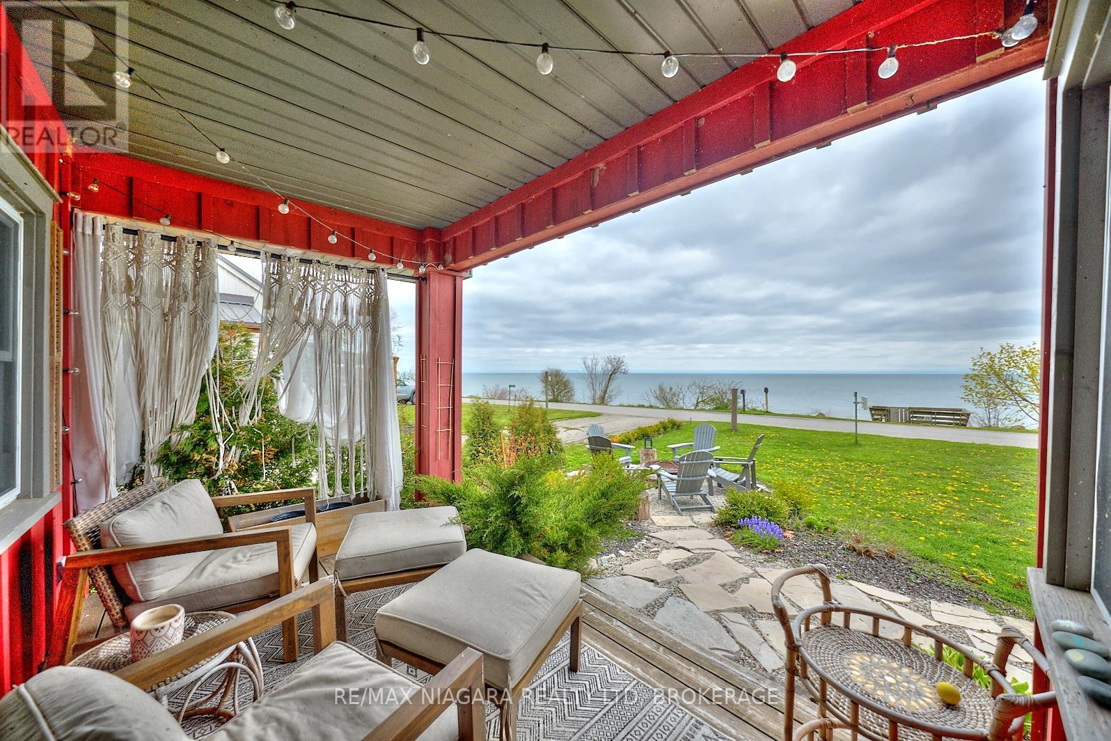 Property at 2401 LAKESHORE ROAD image 4