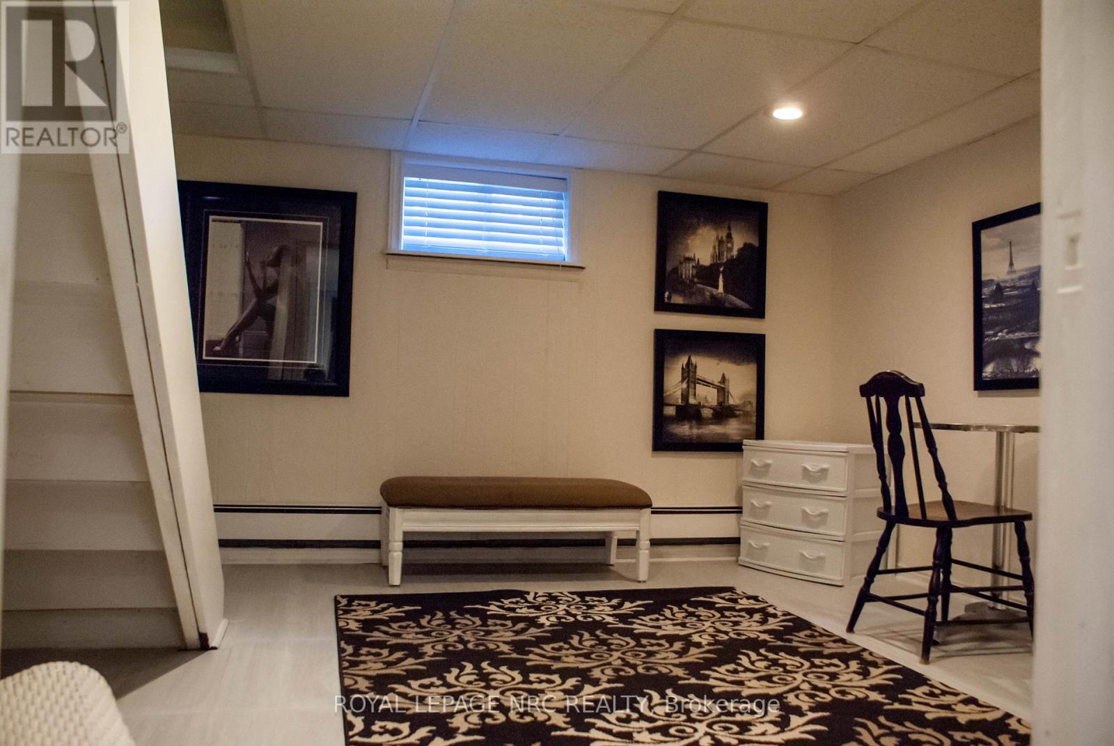 553 Carlton Street, St. Catharines, Ontario  L2M 4X6 - Photo 24 - X12138302