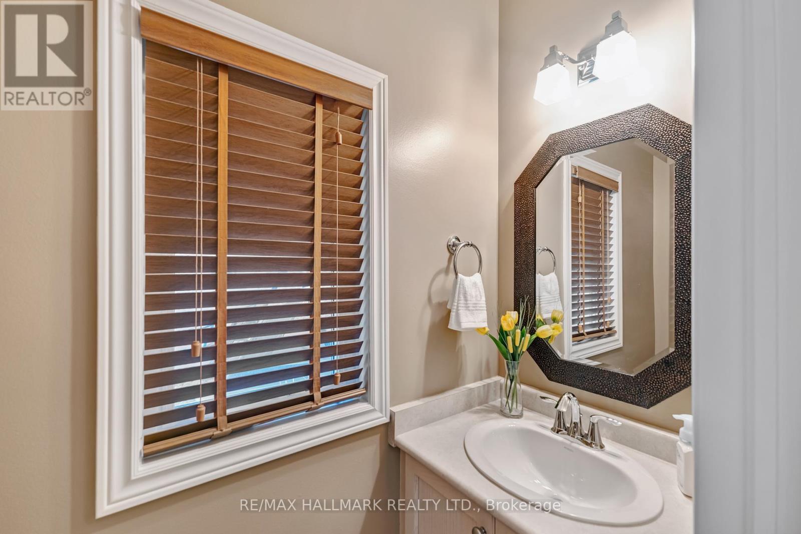 91 Capera Drive, Vaughan, Ontario  L4H 3K3 - Photo 21 - N12137985