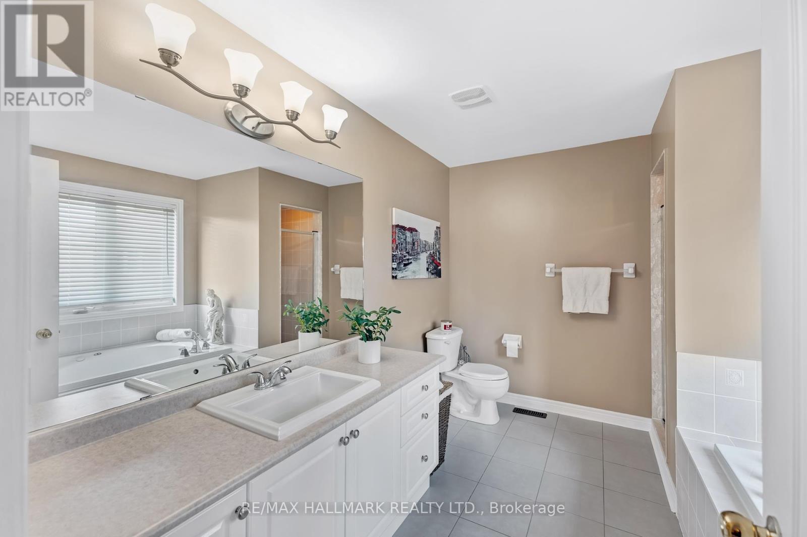 91 Capera Drive, Vaughan, Ontario  L4H 3K3 - Photo 27 - N12137985