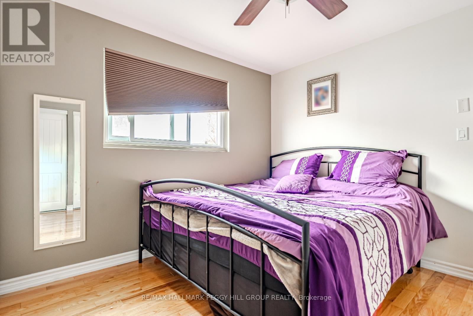 215 Phillips Street, Barrie, Ontario  L4N 3V2 - Photo 6 - S12138042