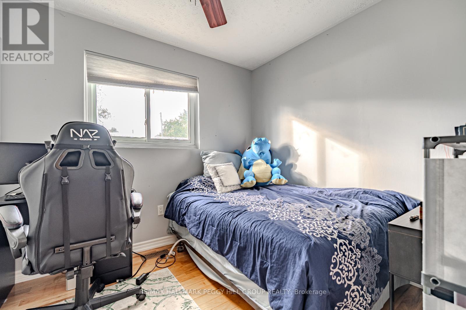 215 Phillips Street, Barrie, Ontario  L4N 3V2 - Photo 9 - S12138042