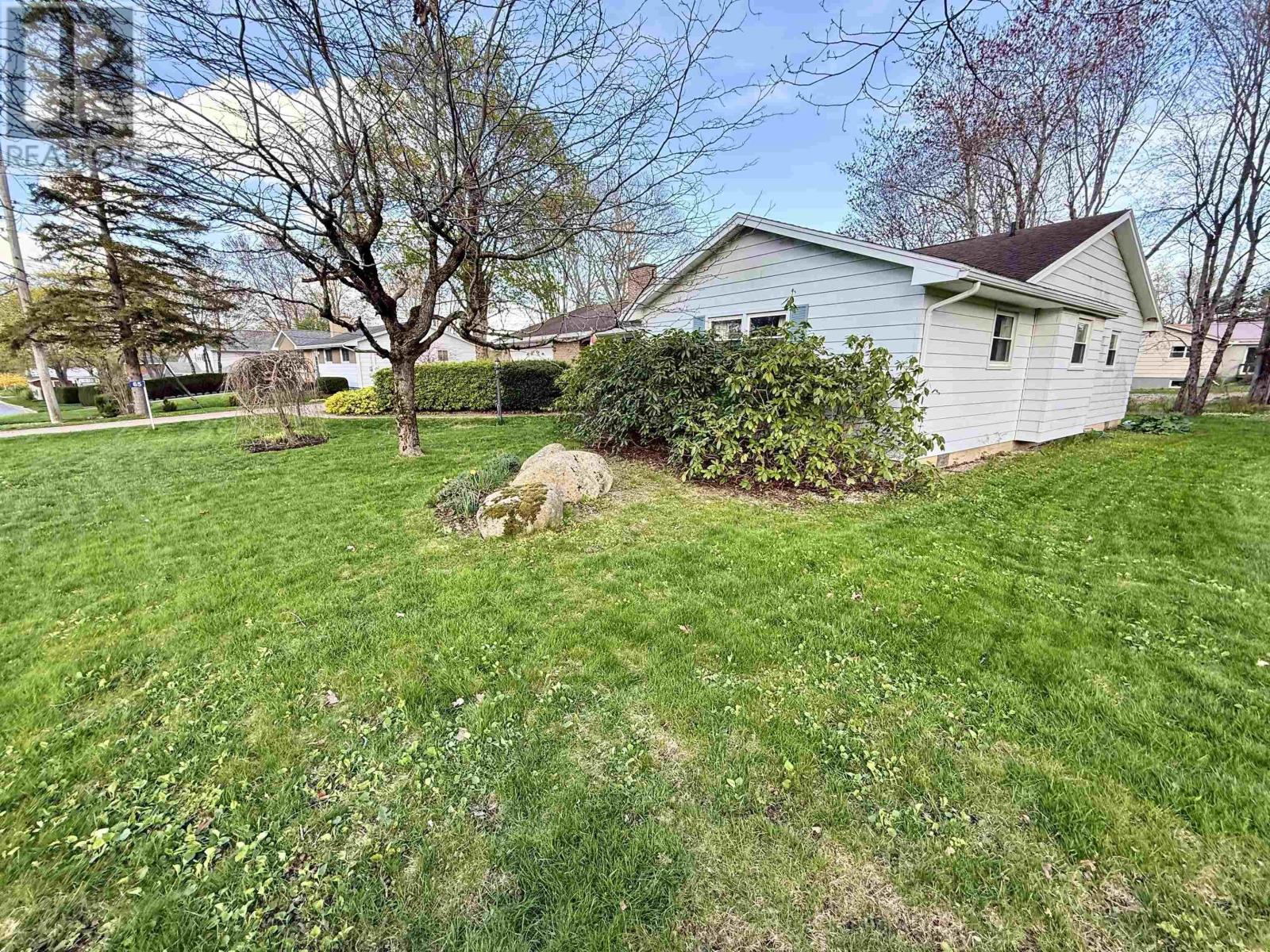 Property at 65 Dublin Avenue image 3