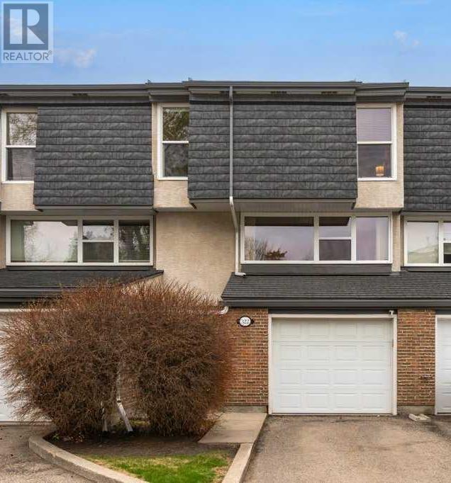 Property at 322 Brae Glen Road SW image 1