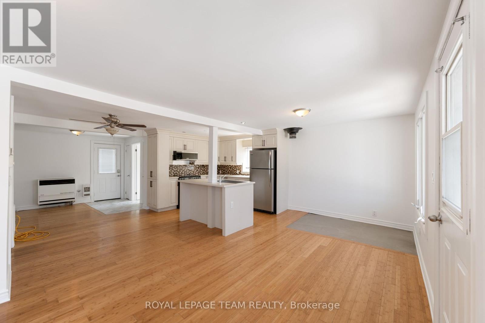 3627 Champlain Street, Clarence-Rockland, Ontario  K0A 1E0 - Photo 12 - X12138150