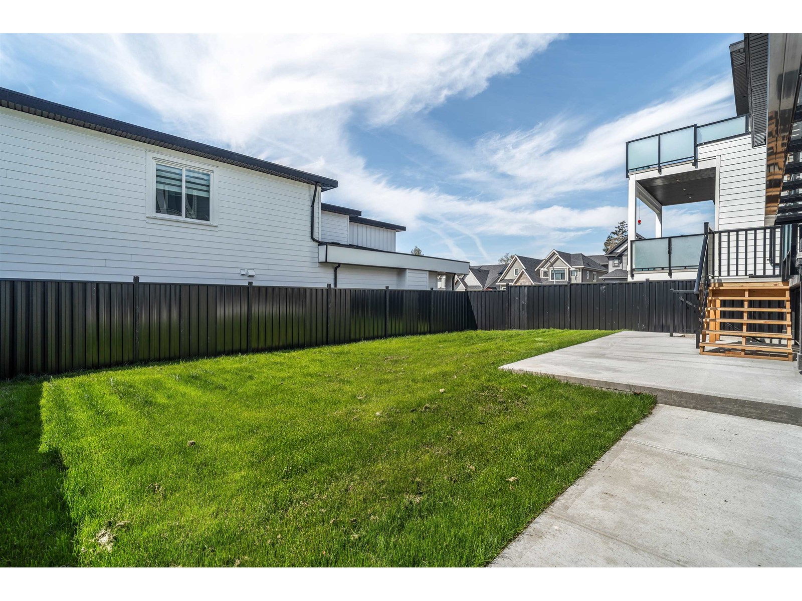 Property at 7657 155 STREET image 4