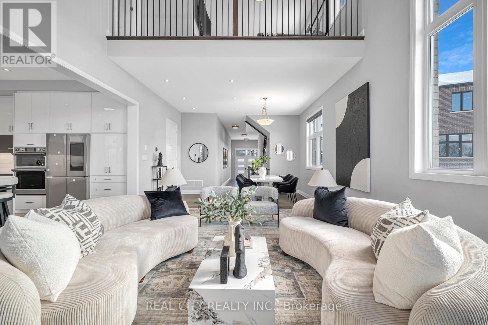 3275 Harasym Trail, Oakville, Ontario  L6M 5L6 - Photo 19 - W12137942