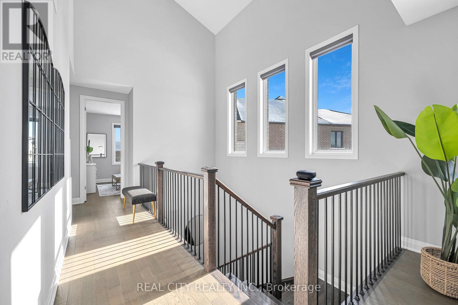 3275 Harasym Trail, Oakville, Ontario  L6M 5L6 - Photo 26 - W12137942