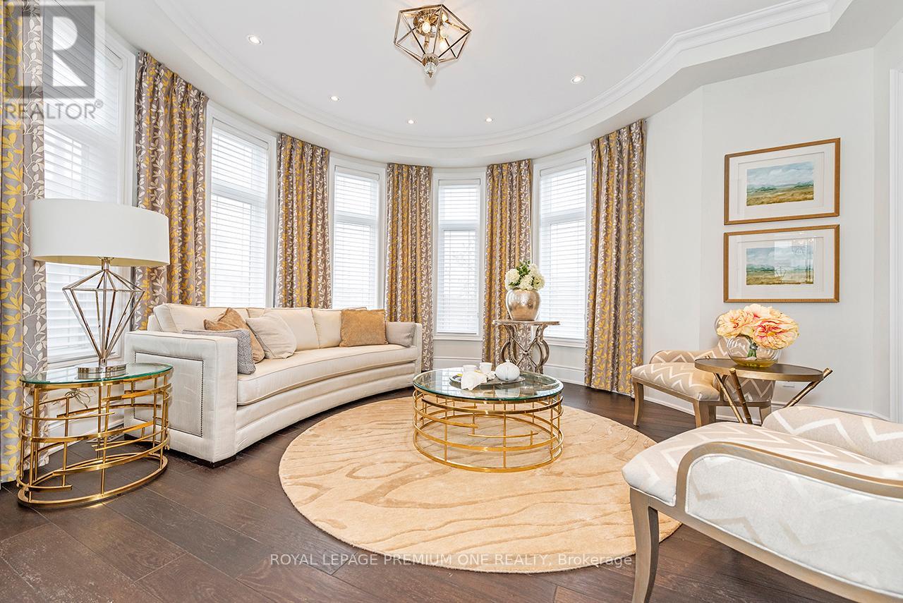 Property at 2 APPLEYARD AVENUE image 5