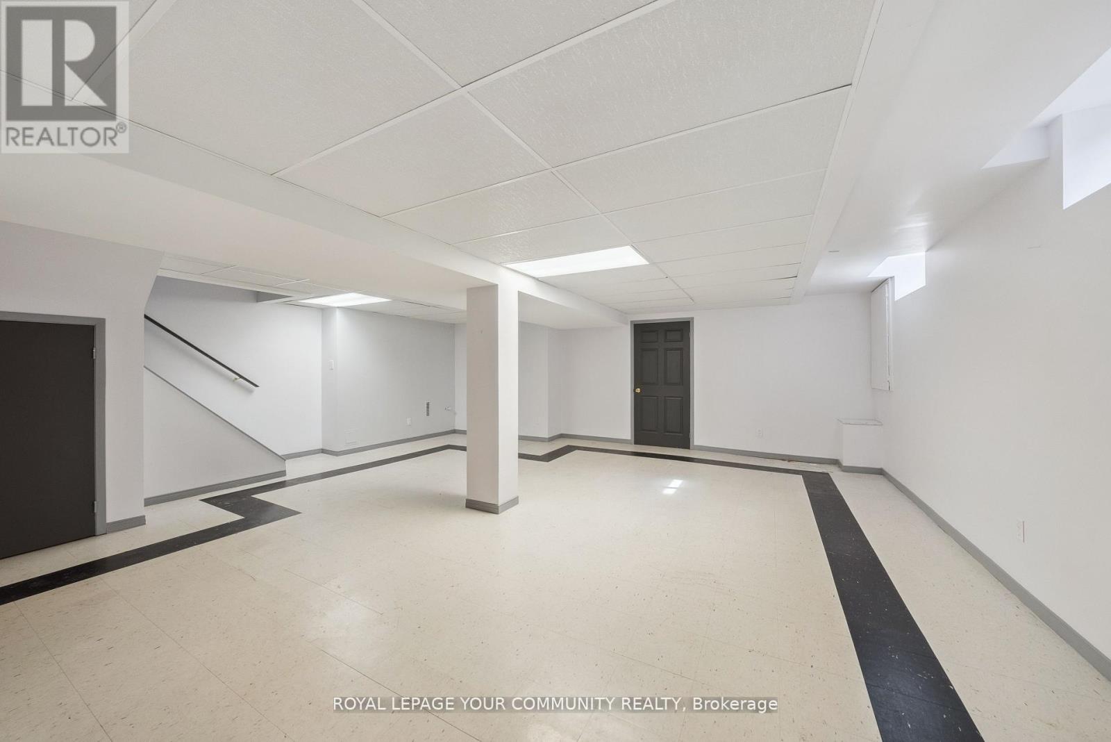 105 Redondo Drive, Vaughan (Beverley Glen), Ontario  L4J 7S6 - Photo 29 - N12138142