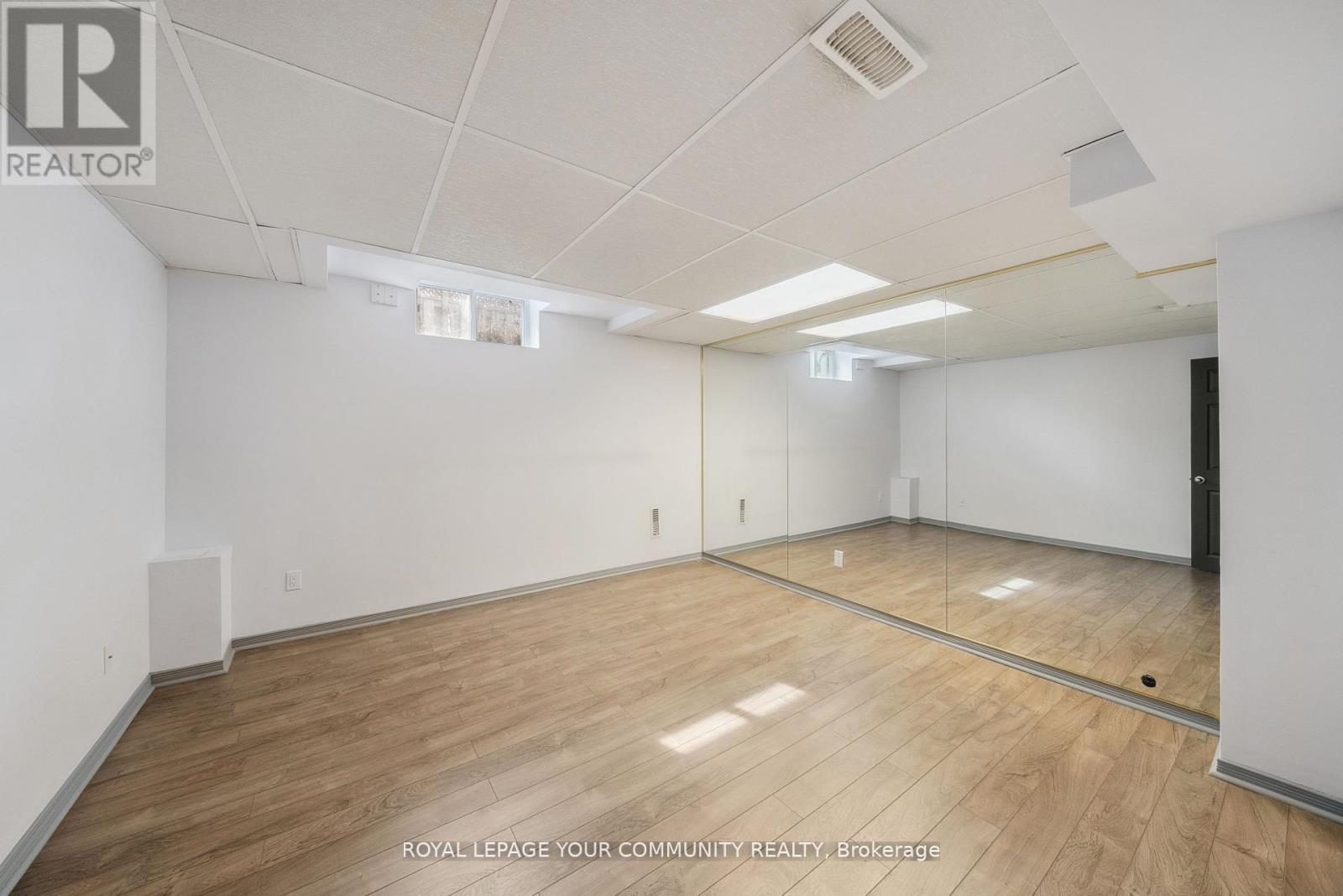 105 Redondo Drive, Vaughan (Beverley Glen), Ontario  L4J 7S6 - Photo 30 - N12138142