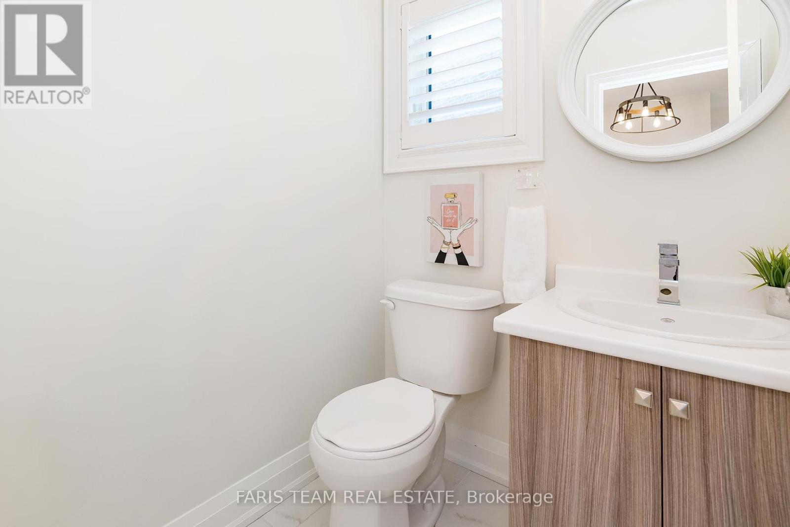 37 Muirfield Drive, Barrie, Ontario  L4N 6J9 - Photo 11 - S12138087