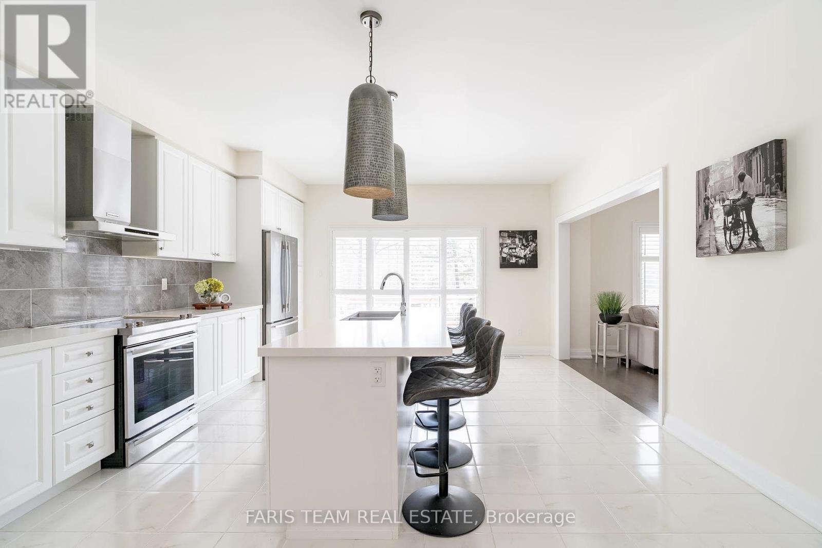 Property at 37 MUIRFIELD DRIVE image 5