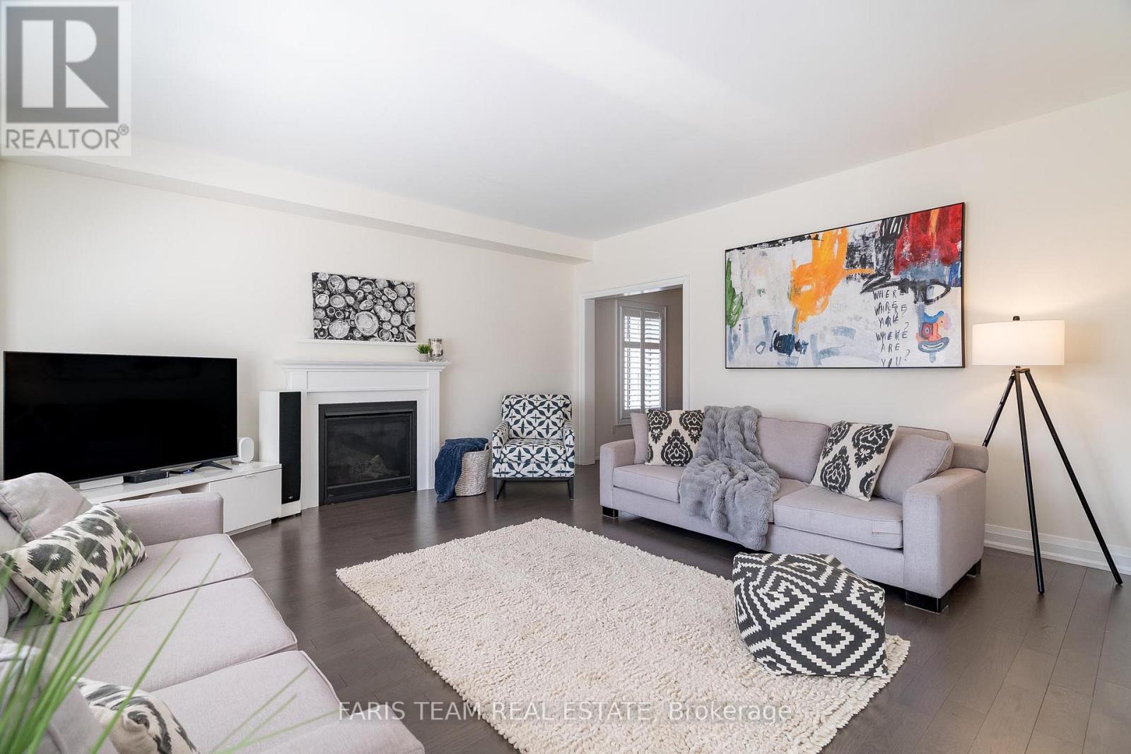 37 Muirfield Drive, Barrie, Ontario  L4N 6J9 - Photo 9 - S12138087