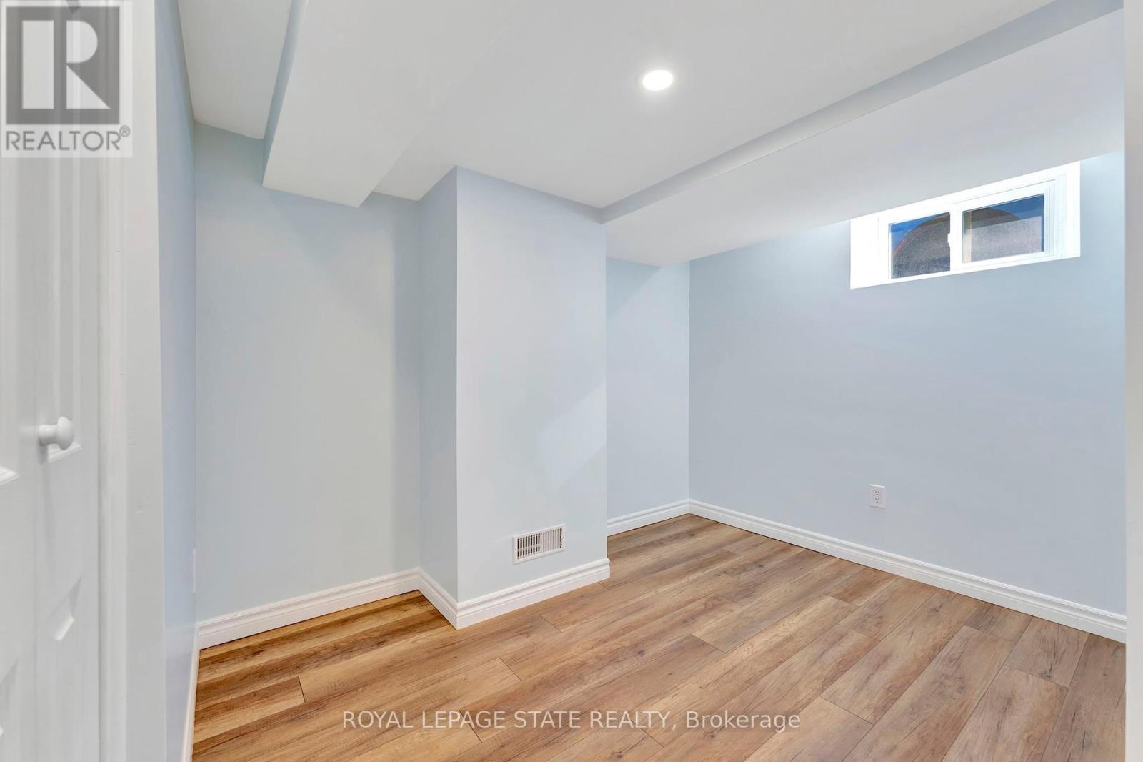 99 Cope Street, Hamilton, Ontario  L8H 5B1 - Photo 25 - X12137967