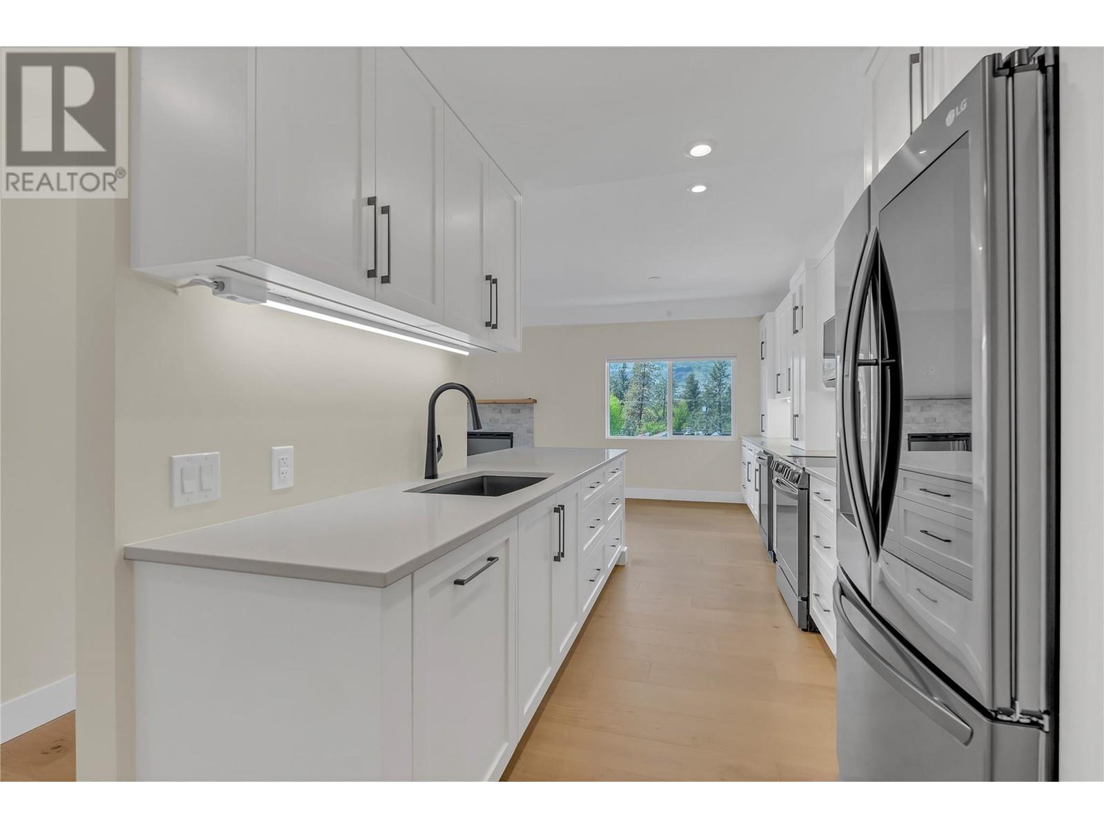 Property at 217 Elm Avenue Unit# 301 image 5