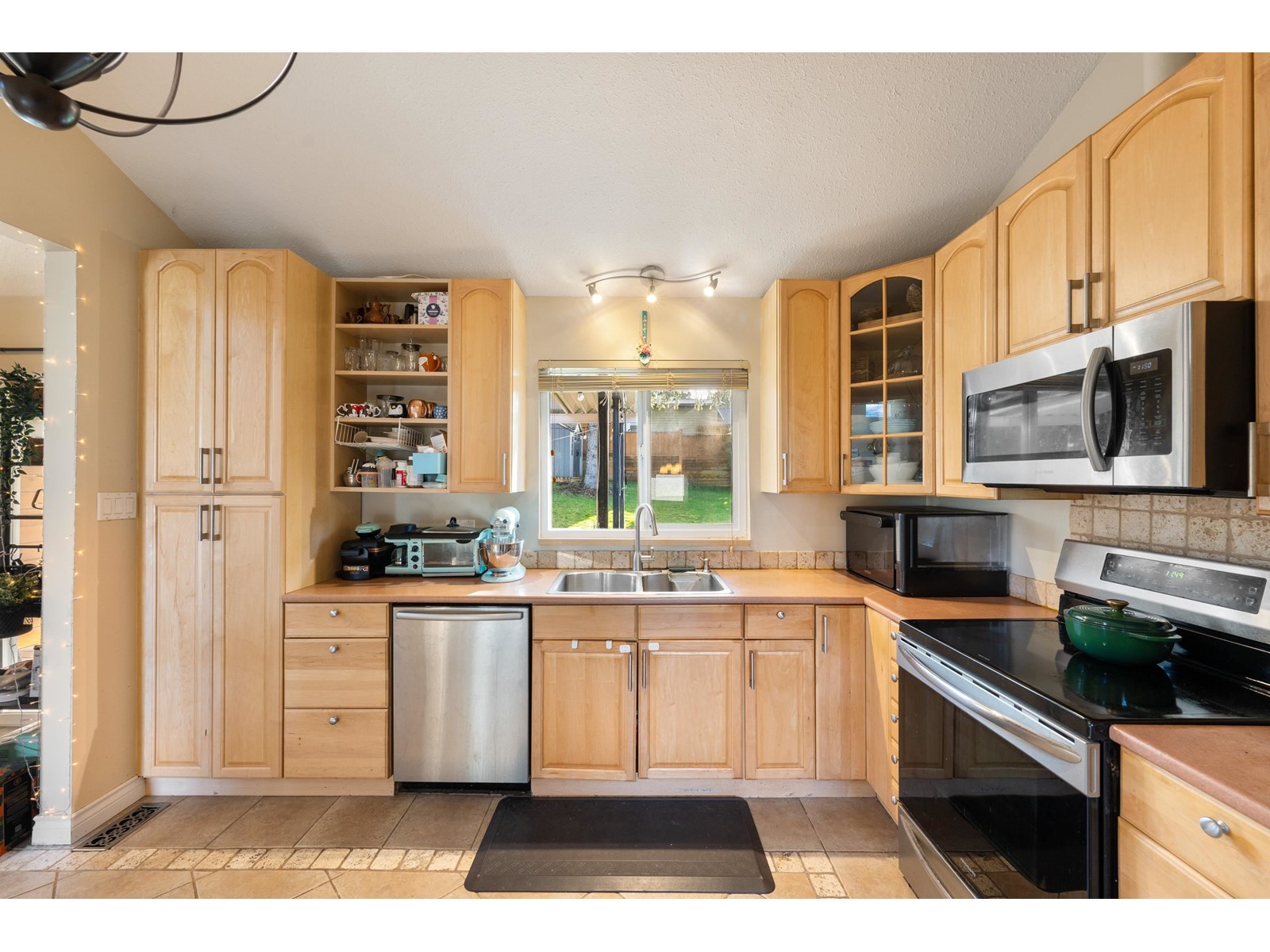 11016 Westridge Place, Delta, British Columbia  V4E 2N5 - Photo 3 - R3000942