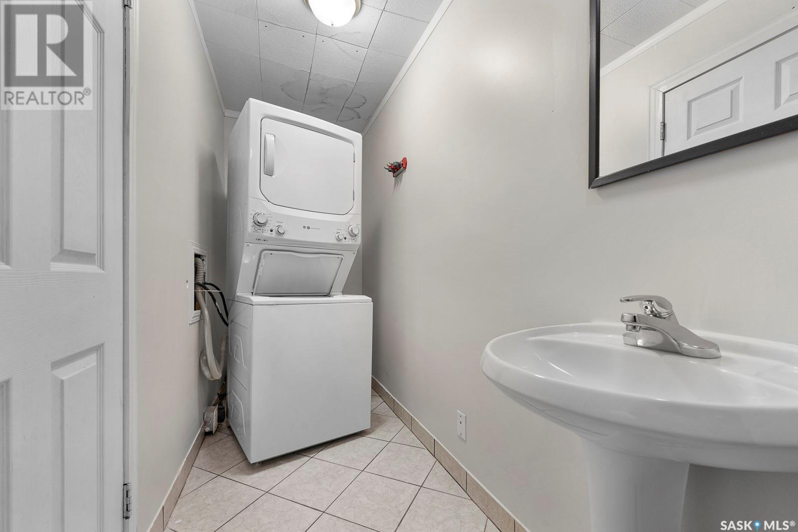 1234 Royal Street, Regina, Saskatchewan  S4T 4Z8 - Photo 14 - SK005200