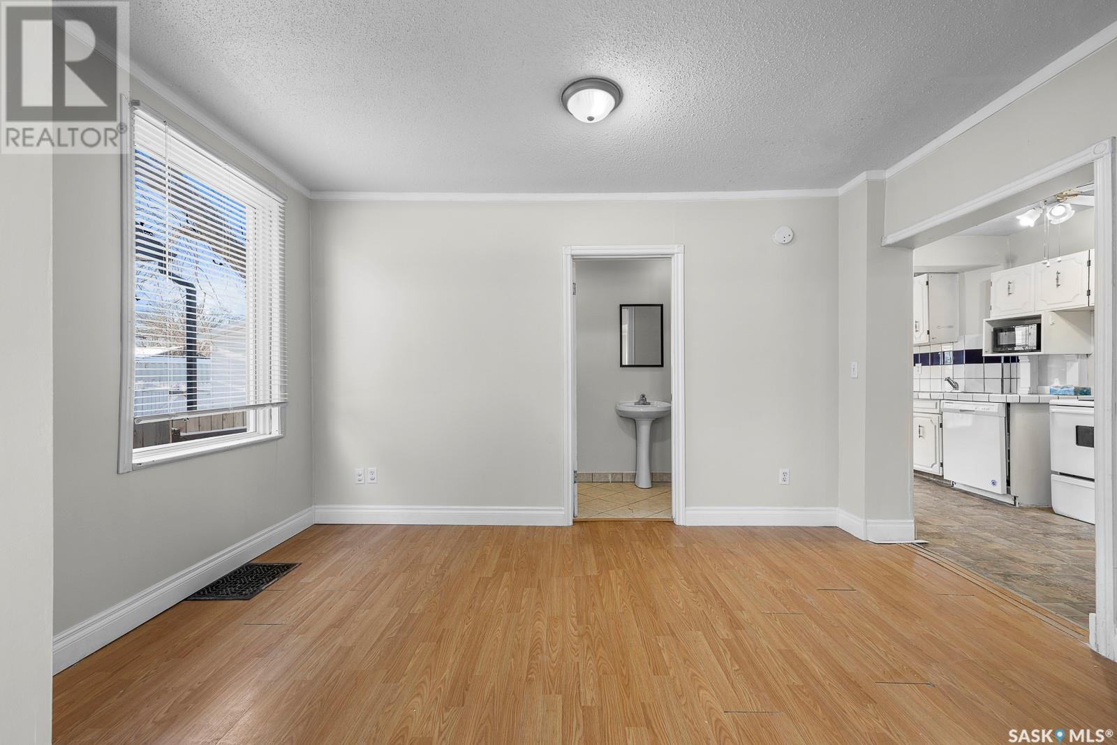 1234 Royal Street, Regina, Saskatchewan  S4T 4Z8 - Photo 7 - SK005200