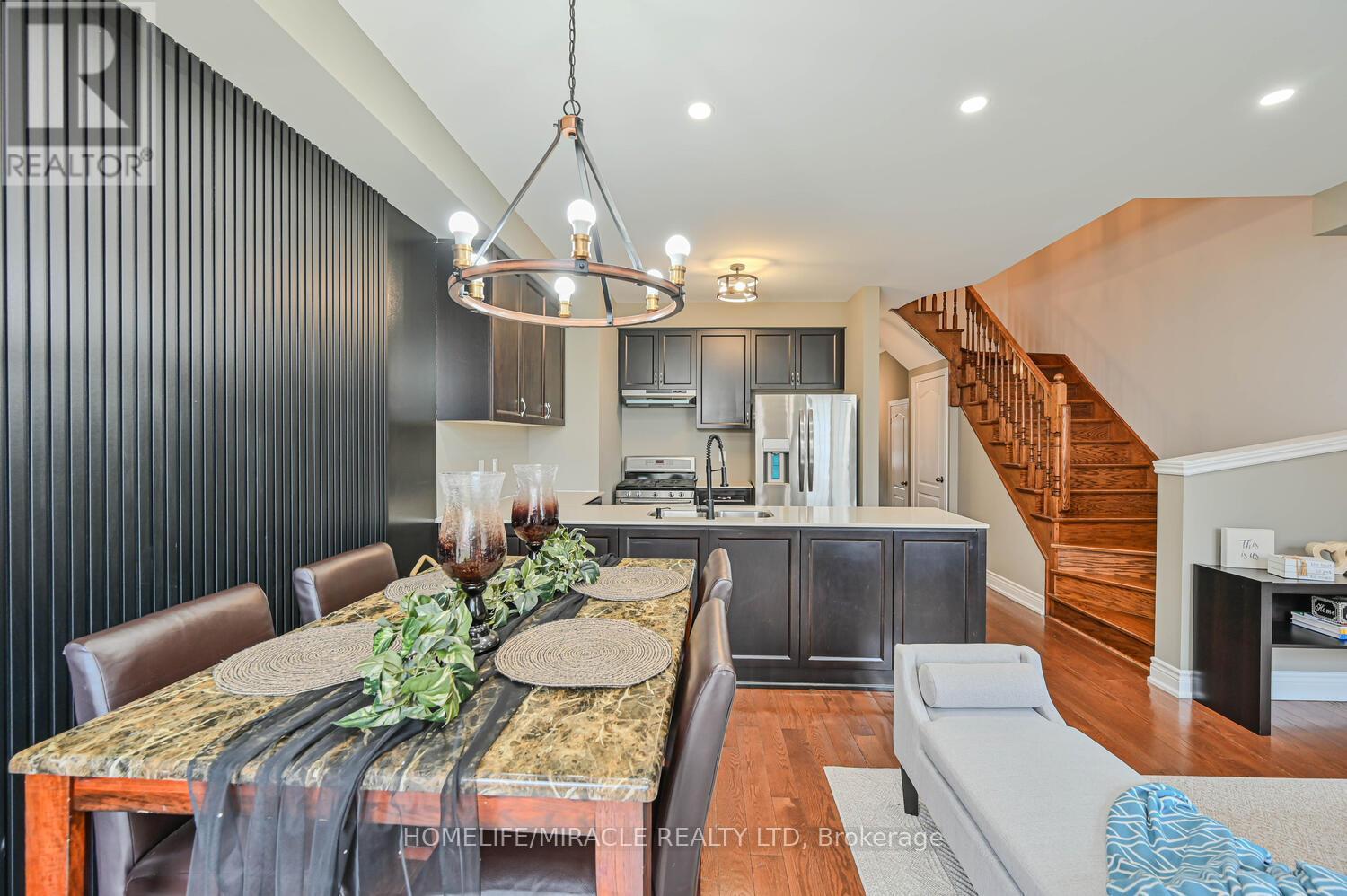 78 Goodsway Trail, Brampton, Ontario  L7A 4A5 - Photo 12 - W12138082