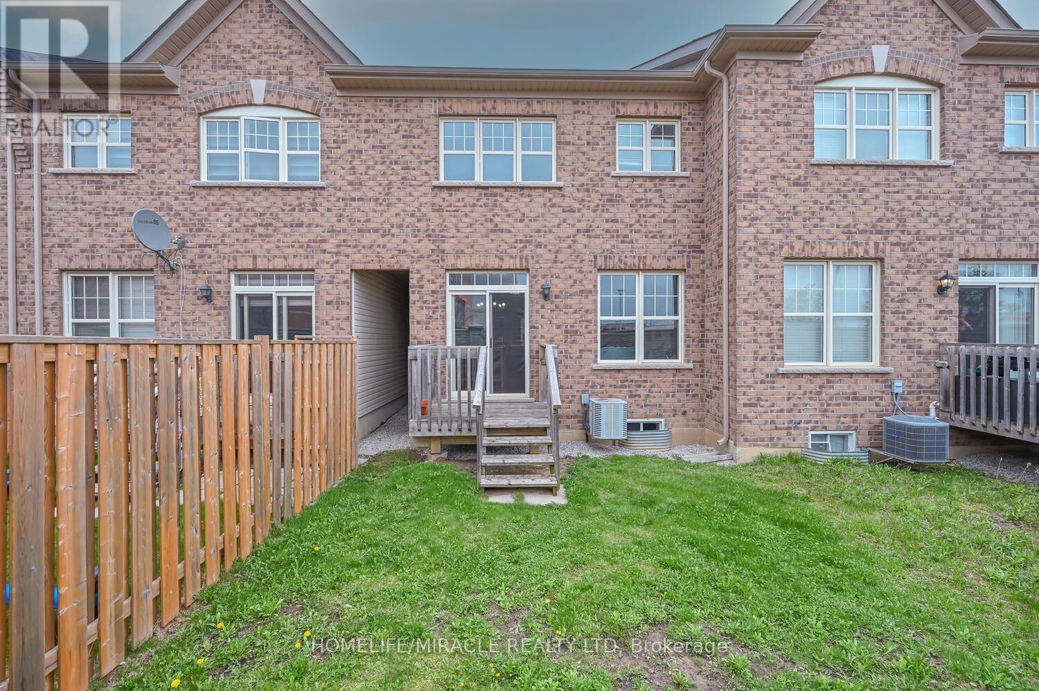 78 Goodsway Trail, Brampton, Ontario  L7A 4A5 - Photo 49 - W12138082