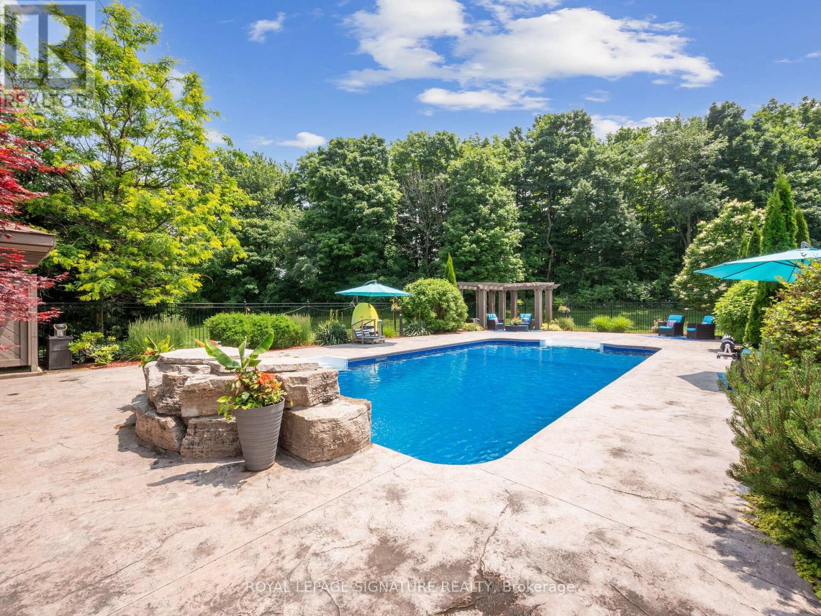 10 Forest Ridge Crescent, Halton Hills, Ontario  L0P 1H0 - Photo 37 - W12138109