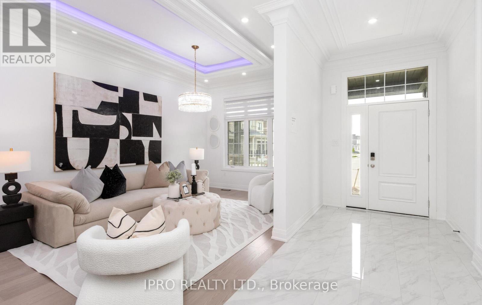 1364 Aymond Crescent, Oakville, Ontario  L6H 7W9 - Photo 5 - W12138115
