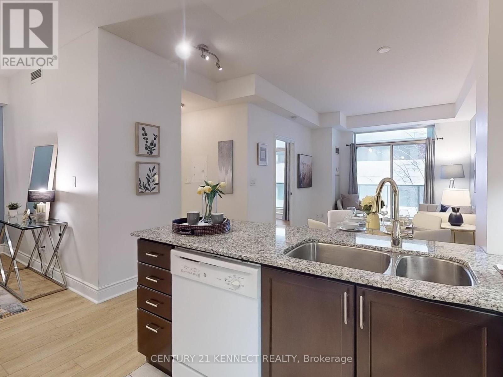 316 - 25 Earlington Avenue E, Toronto, Ontario  M8X 3A3 - Photo 11 - W12138121