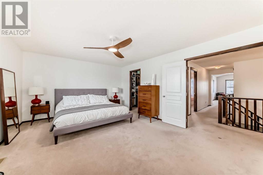 35 Chapalina Heath Se, Calgary, Alberta  T2X 3Y5 - Photo 17 - A2209284