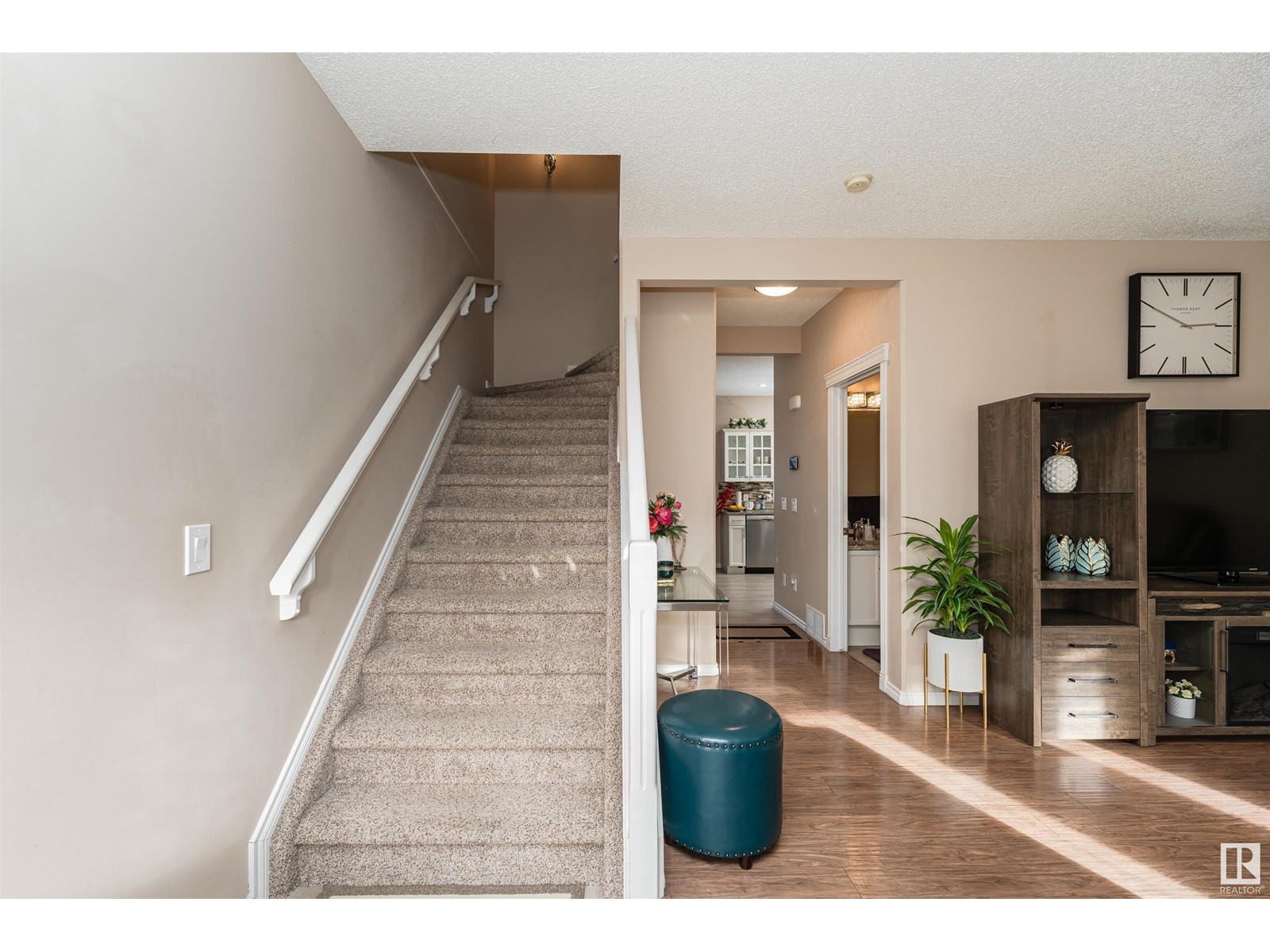 Property at #3 1780 GLASTONBURY BV NW image 5