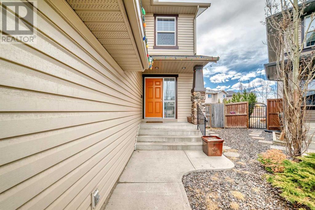 35 Chapalina Heath Se, Calgary, Alberta  T2X 3Y5 - Photo 2 - A2209284