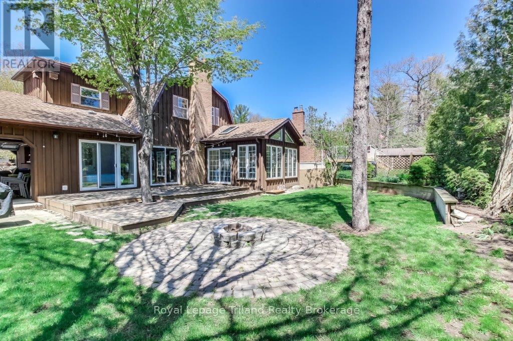 Photo 2 of 34 for 50 Warwick Avenue N