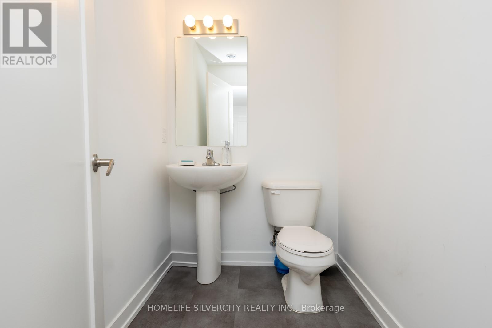 211 - 4263 Fourth Avenue, Niagara Falls, Ontario  L2E 0C2 - Photo 16 - X12138125