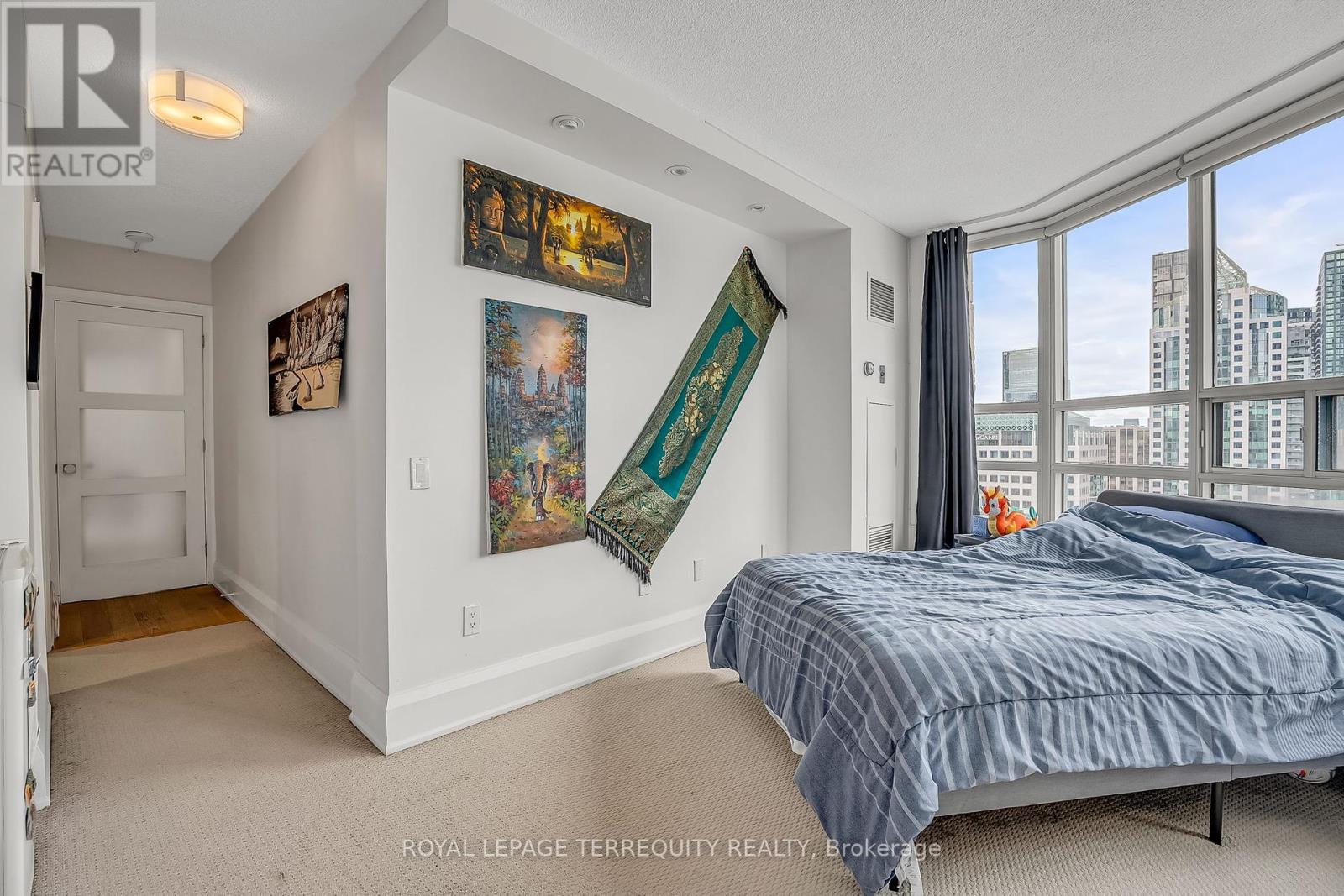 2103 - 71 Simcoe Street, Toronto, Ontario  M5J 2S9 - Photo 15 - C12135535