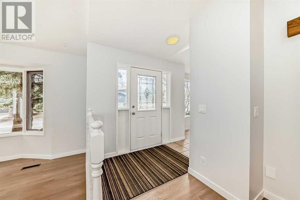 Property at 32 Scenic Rise NW image 3