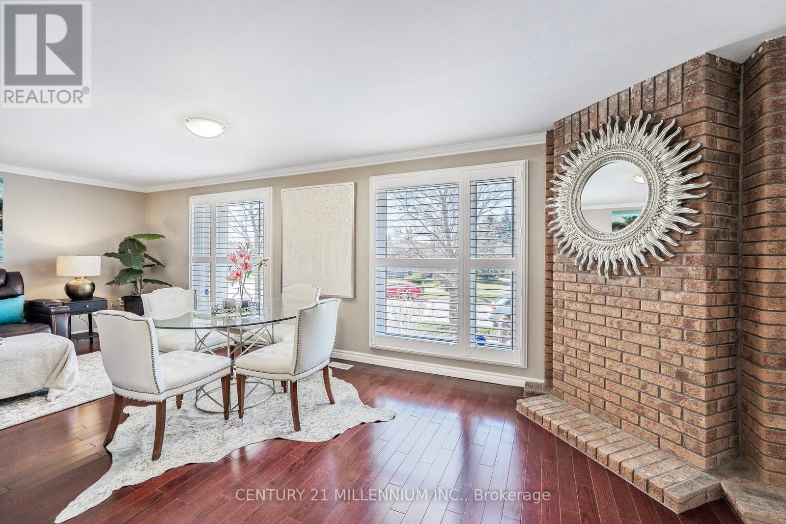 7 Coles Street, Barrie, Ontario  L4N 5W5 - Photo 16 - S12108881