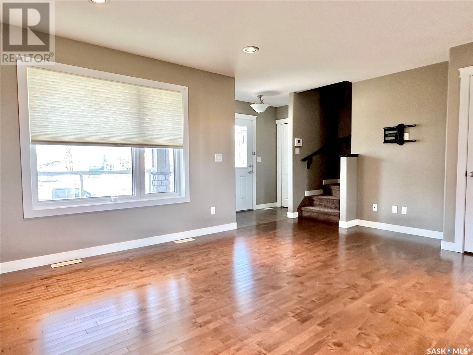 Property at 3822 33rd STREET W image 5