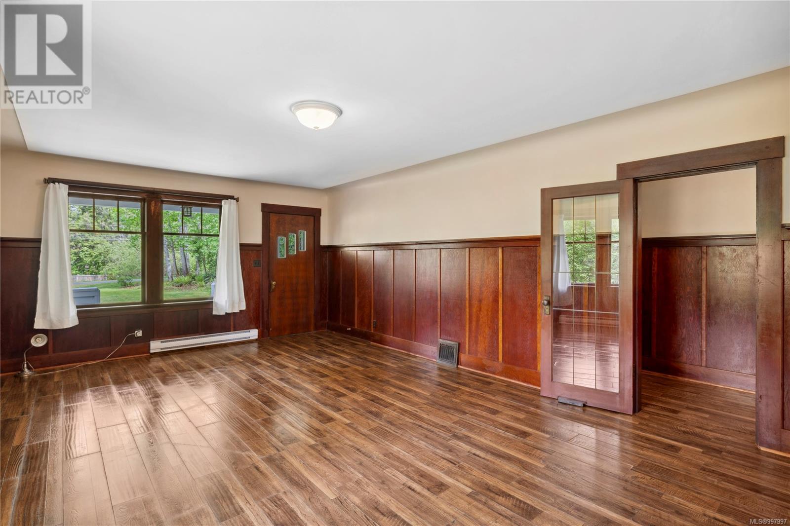 Property at 1024 Little Mountain Rd image 3