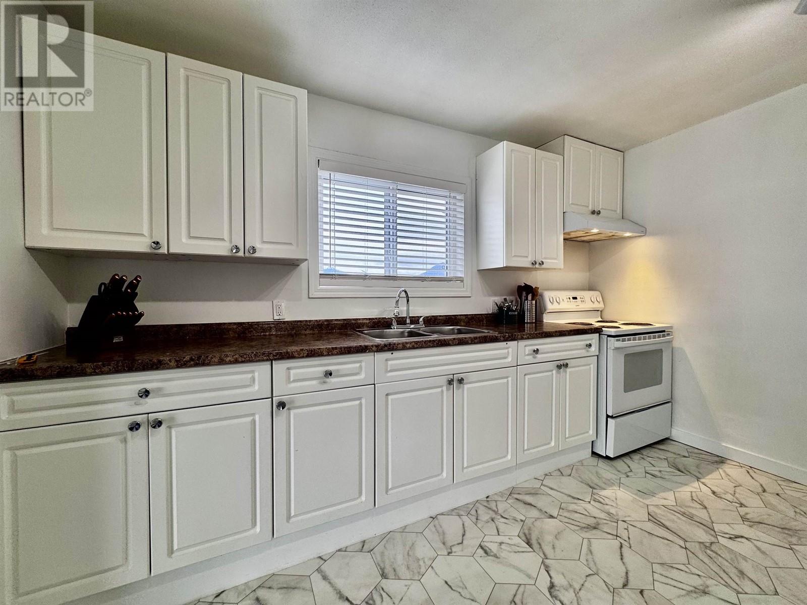 245-251 W 5th Avenue, Prince Rupert, British Columbia  V8J 1T3 - Photo 5 - R2994258