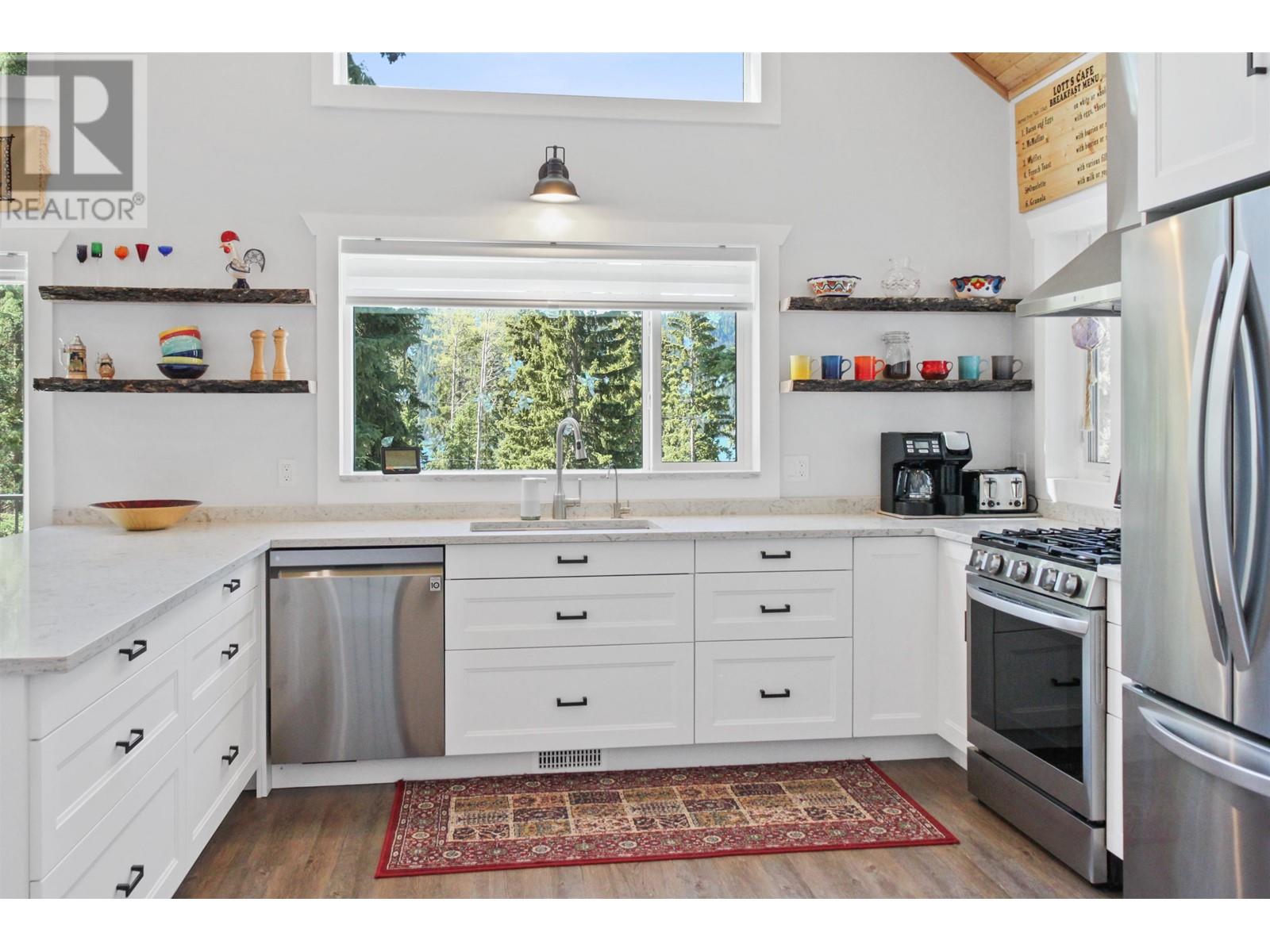 8659 Boultbee Road, Bridge Lake, British Columbia  V0K 1E0 - Photo 4 - R3000626